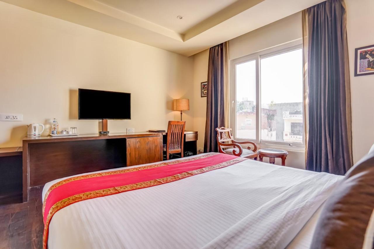Townhouse 552Hotel Royal Court Jalandhar Esterno foto