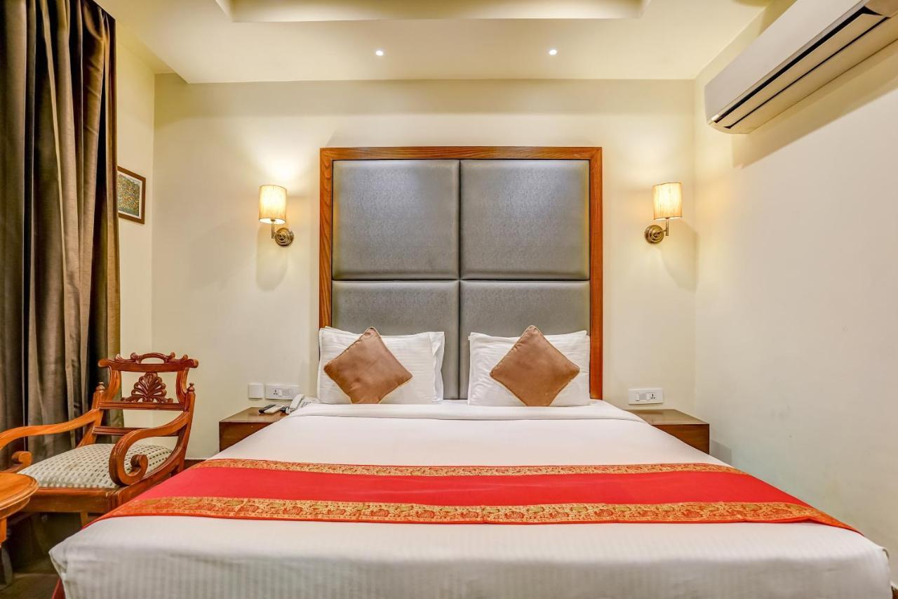 Townhouse 552Hotel Royal Court Jalandhar Esterno foto