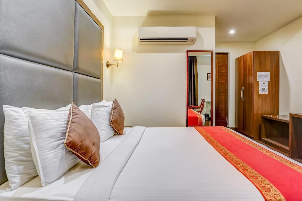Townhouse 552Hotel Royal Court Jalandhar Esterno foto