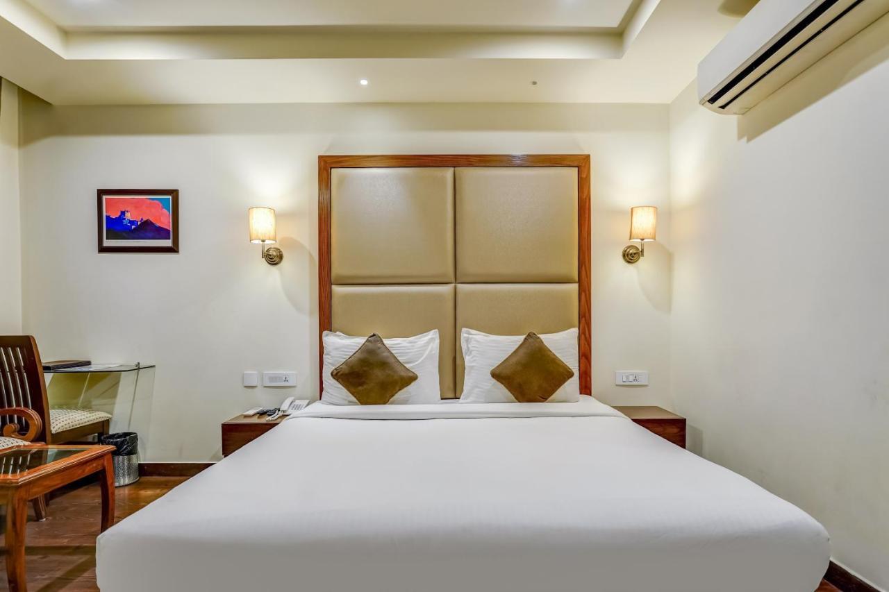 Townhouse 552Hotel Royal Court Jalandhar Esterno foto